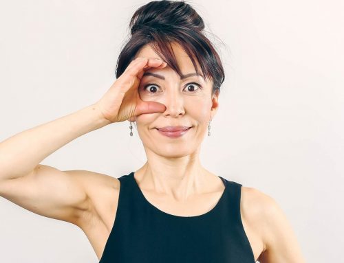 Face yoga, l’antirughe naturale che alimenta l’autostima